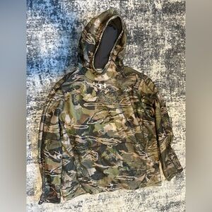 UA camo fleece